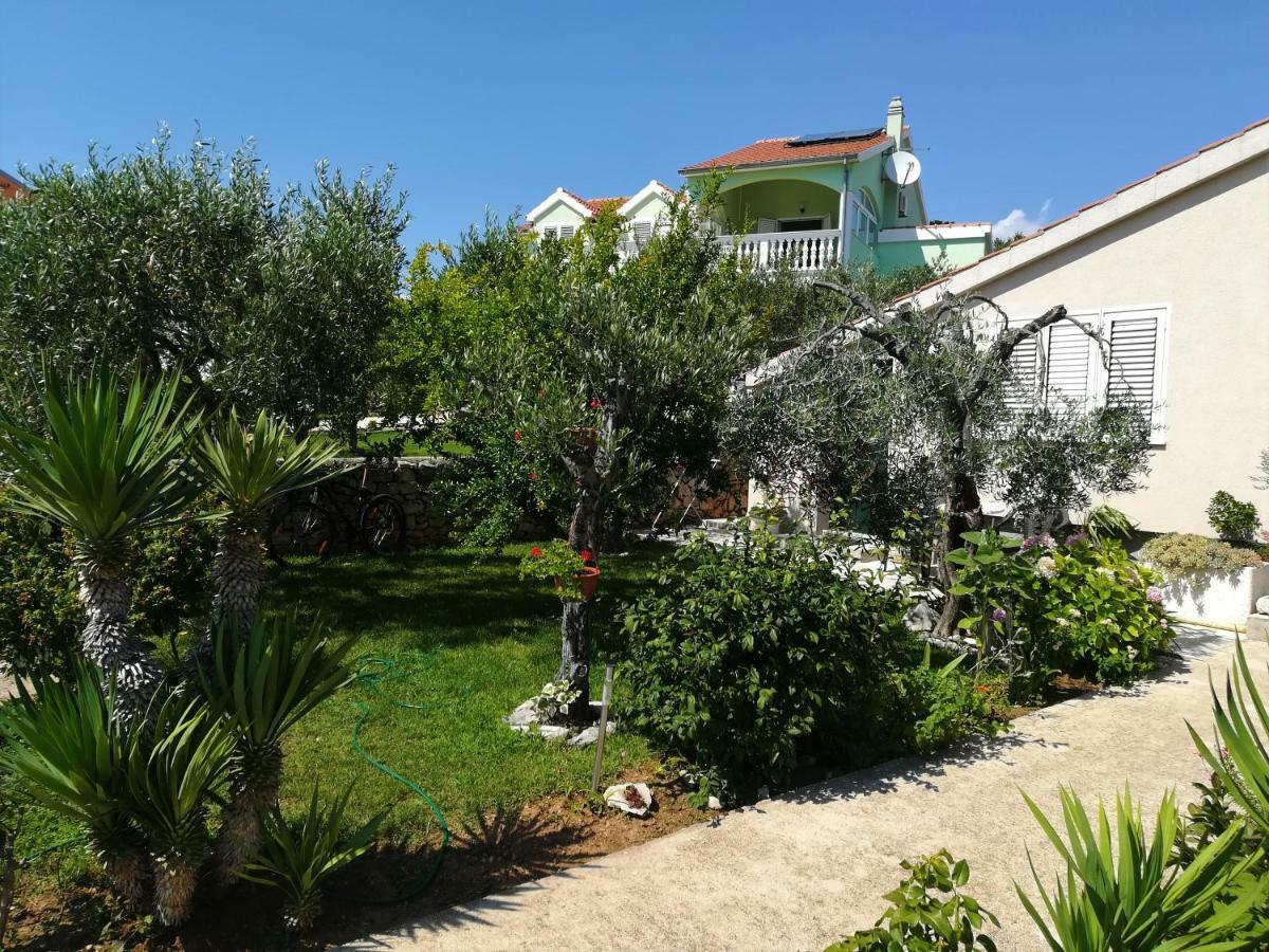 Ferienwohnung Olive Grove Vodice Exterior foto